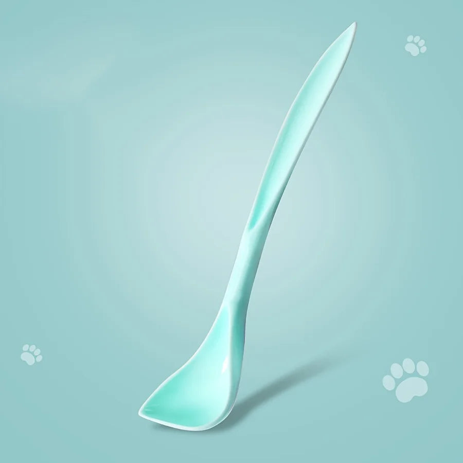 4-Pack Reusable Silicone Pet Food Lids & Spoon – Portable Can Covers for Dogs & Cats, Keeps Food Fresh, Fits Most Tin Sizes, Durable Pet Accessories.